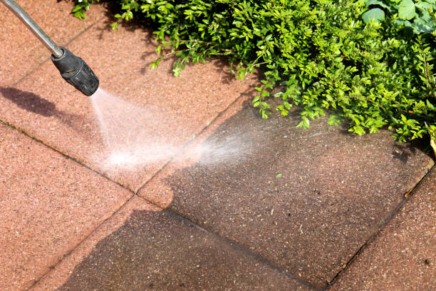 Best Garage Pressure Washing  in Chualar, CA